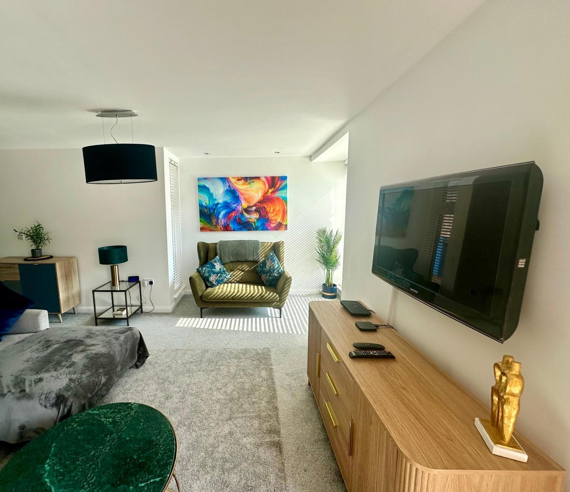 Ao & Etihad Stadium 6 Guest Stay- 3 Bedroom Central House With Parking & Wi Fi Manchester Exterior foto